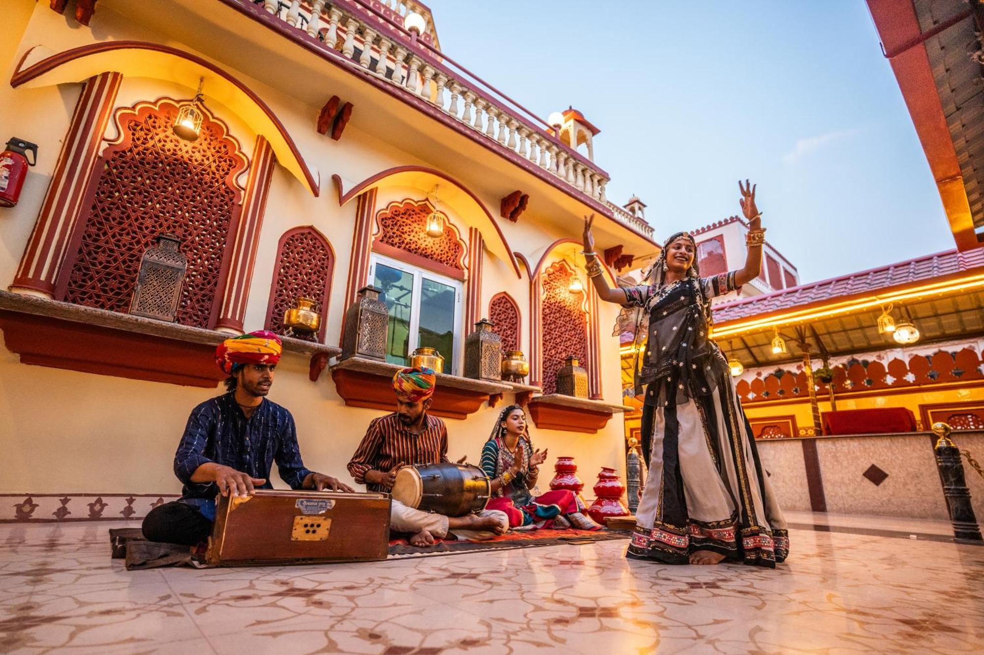 Umaid Bhawan - A Heritage Style Boutique Hotel Jaipur Bagian luar foto