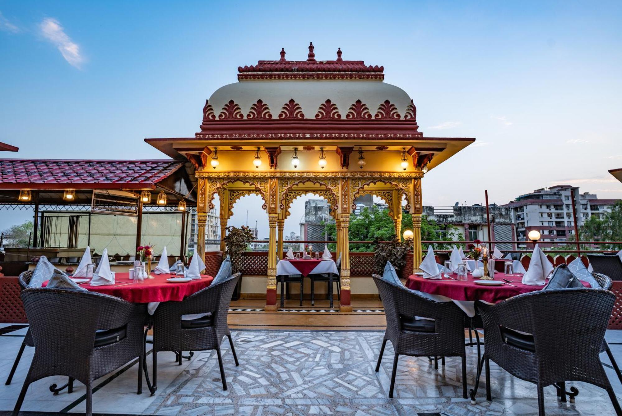 Umaid Bhawan - A Heritage Style Boutique Hotel Jaipur Bagian luar foto